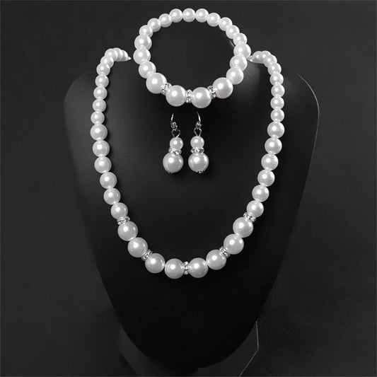 Luckacco Pearl jewelry set Women's necklace earrings bracelet three-piece set for mother gift beautiful wedding photo accessories