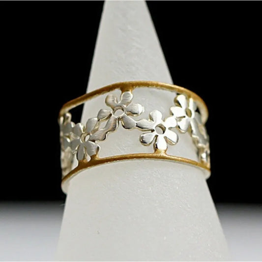 Luckacco Creative Sunflower Adjustable Opening Ring for Women Exquisite Daisy Flower Ring Jewelry Accessories Bague Moissanite Véritable