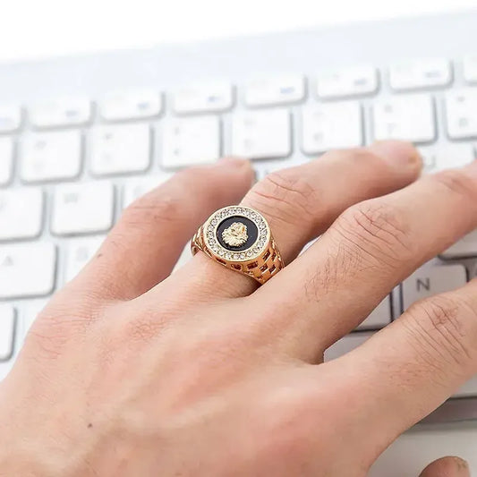 Luckacco Medusa Ring for Men Inlaid with Zircon Fashion Domineering Rings Female Punk Style Jewelry Gifts