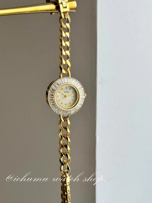 Luckacco Women's Watches 2025 Luxury Elegant Ladies Wrist Watch Gold Rhinestone Quartz Wristwatch Vintage Female Small Clock reloj mujer