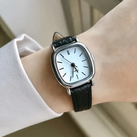 Luckacco Retro Brown Women Watches Qualities Small Ladies Wristwatches Vintage Leather Bracelet Watch Fashion Brand Female Envío Gratis