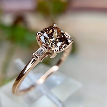 Luckacco New Fashion Retro Design Geometric Inlaid Zirconia Women's Ring Delicate and Elegant Temperament Holiday Jewelry Accessories