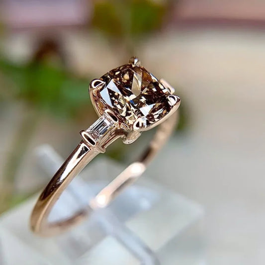 Luckacco New Fashion Retro Design Geometric Inlaid Zirconia Women's Ring Delicate and Elegant Temperament Holiday Jewelry Accessories