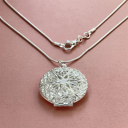 Luckacco 925 Silver Necklace Hollow Round Photo Frame Pendant, Suitable For Women's Daily Wear
