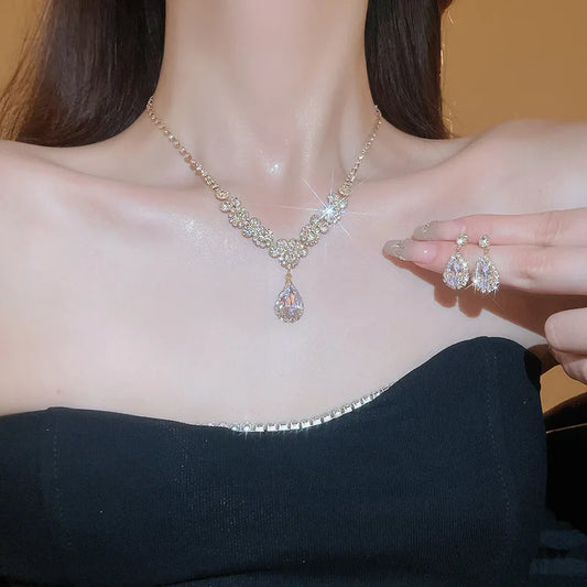 Luckacco Shiny Crystal Necklace Earrings Women's Fashion Big Water Droplet Rhinestone Necklaces Wedding Evening Dress Jewelry Set