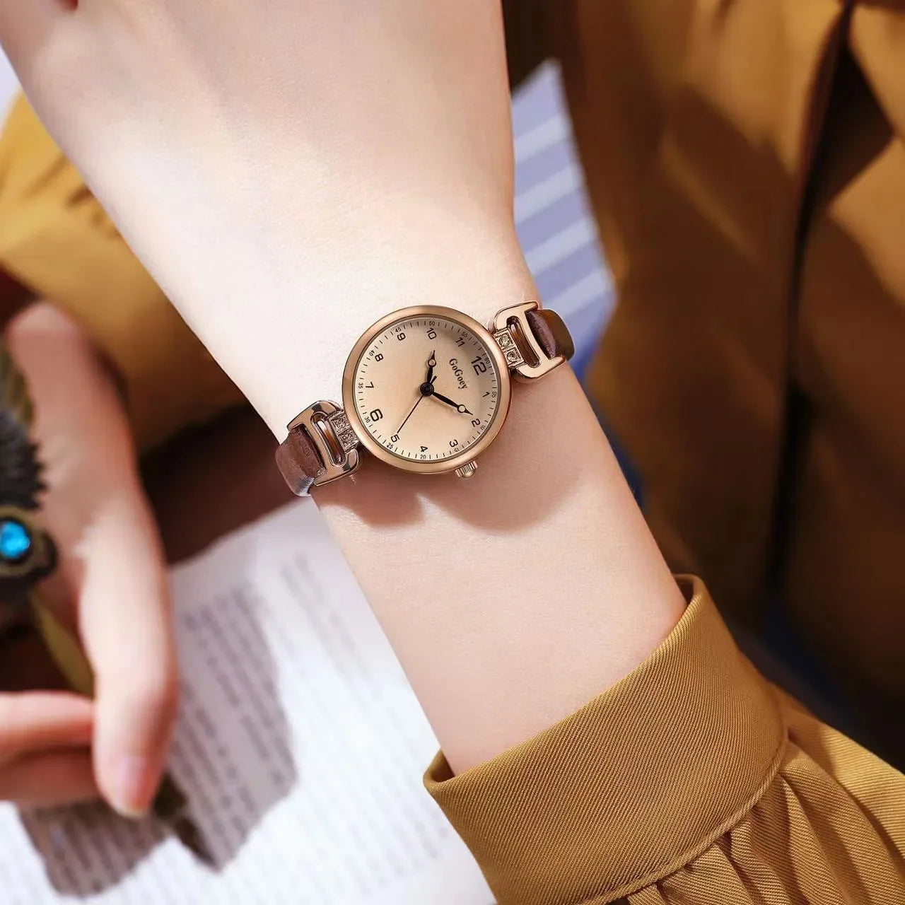 luckacco 2025 quartz watch women pu leather thin strap wristwatch ladies watches solid color fashion women gift watch relojes para mujer