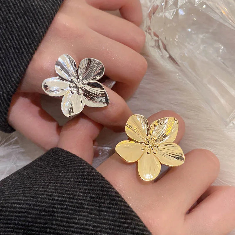luckacco new gold color flower ring for women simple temperament party fashion trendy charm waterproof jewelry gifts