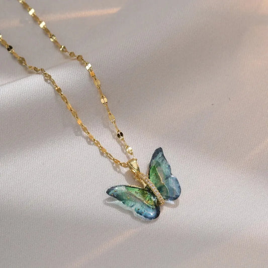 Luckacco 1pcs Gold Butterfly Series Copper Encrusted Zircon Pendant Titanium Steel Chain Simple And Elegant Necklace