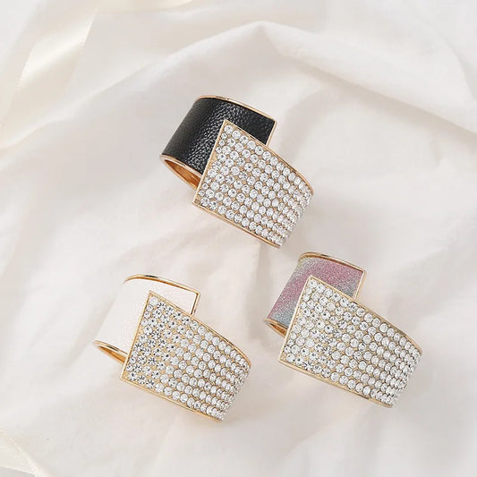 Luckacco New diamond inlaid leather alloy elastic bracelet for women, fashionable and high-end, full diamond bracelet