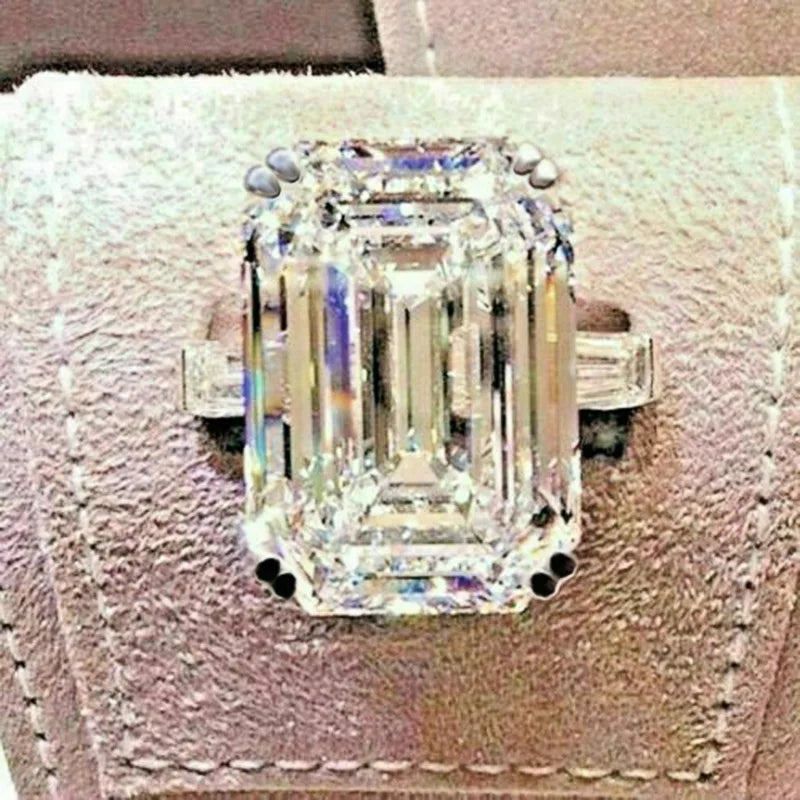 luckacco new sparkling quadrilateral geometric design ring light luxury personalized fashion style engagement and wedding accessories